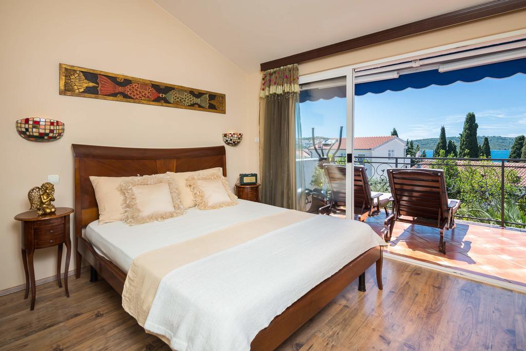 Villa Em تروغير المظهر الخارجي الصورة