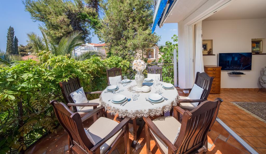Villa Em تروغير المظهر الخارجي الصورة