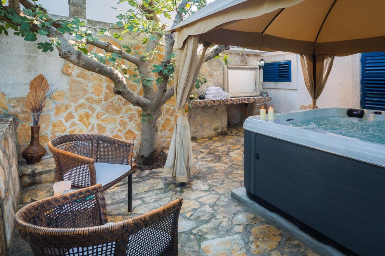 Villa Em تروغير المظهر الخارجي الصورة