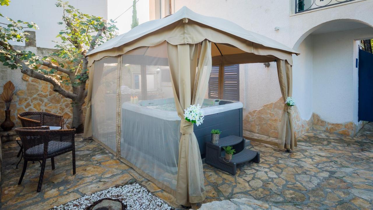 Villa Em تروغير المظهر الخارجي الصورة